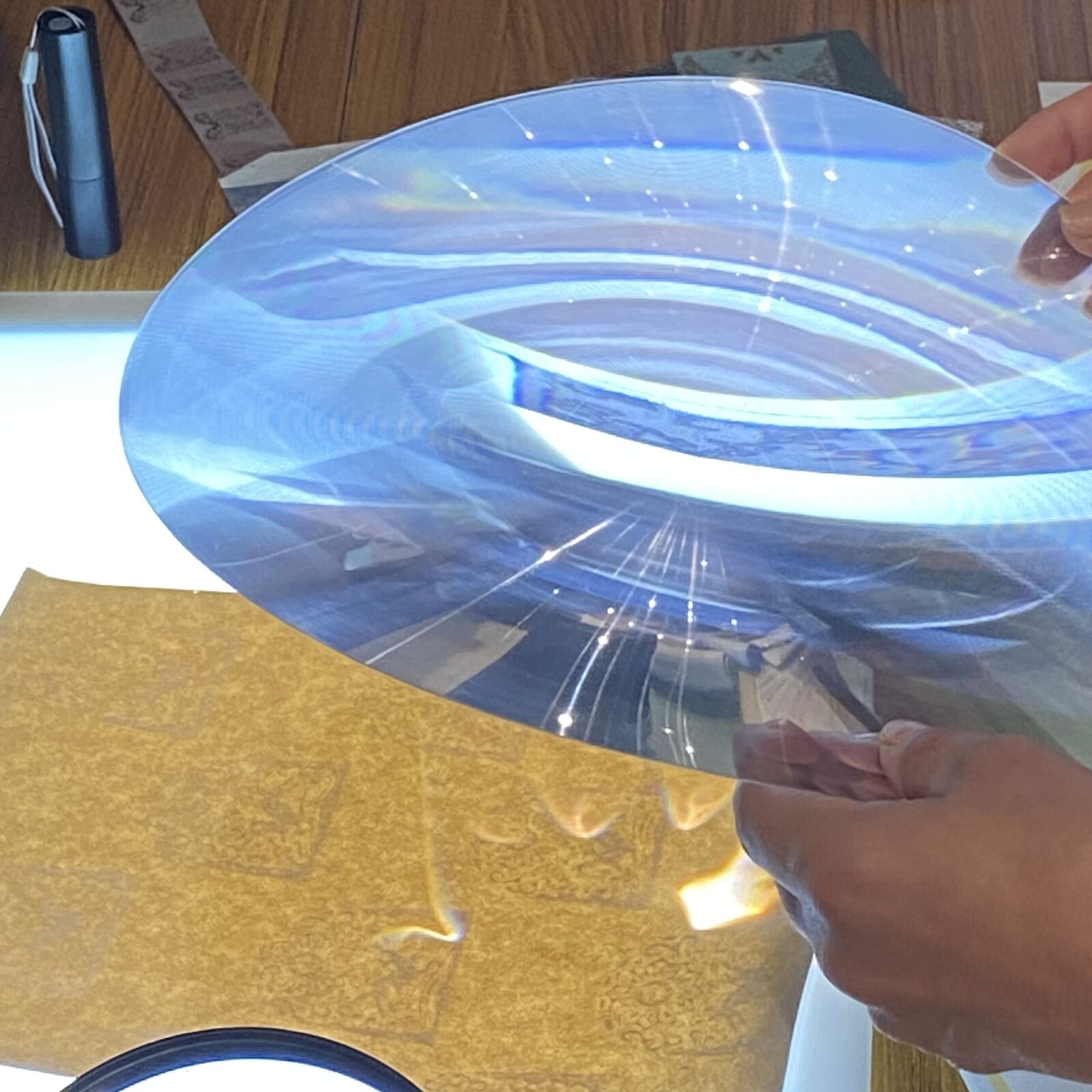 フレンネルレンズ（丸大型凸レンズ）